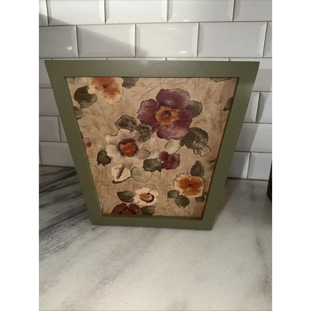 Belk Bali Wooden Tissue Cover With Matching Trash‎ Can GW999 Olive Green